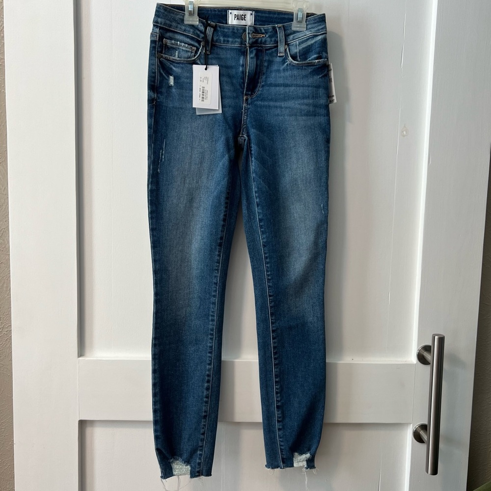 NWT! Paige Verdugo Skinny Ankle jeans